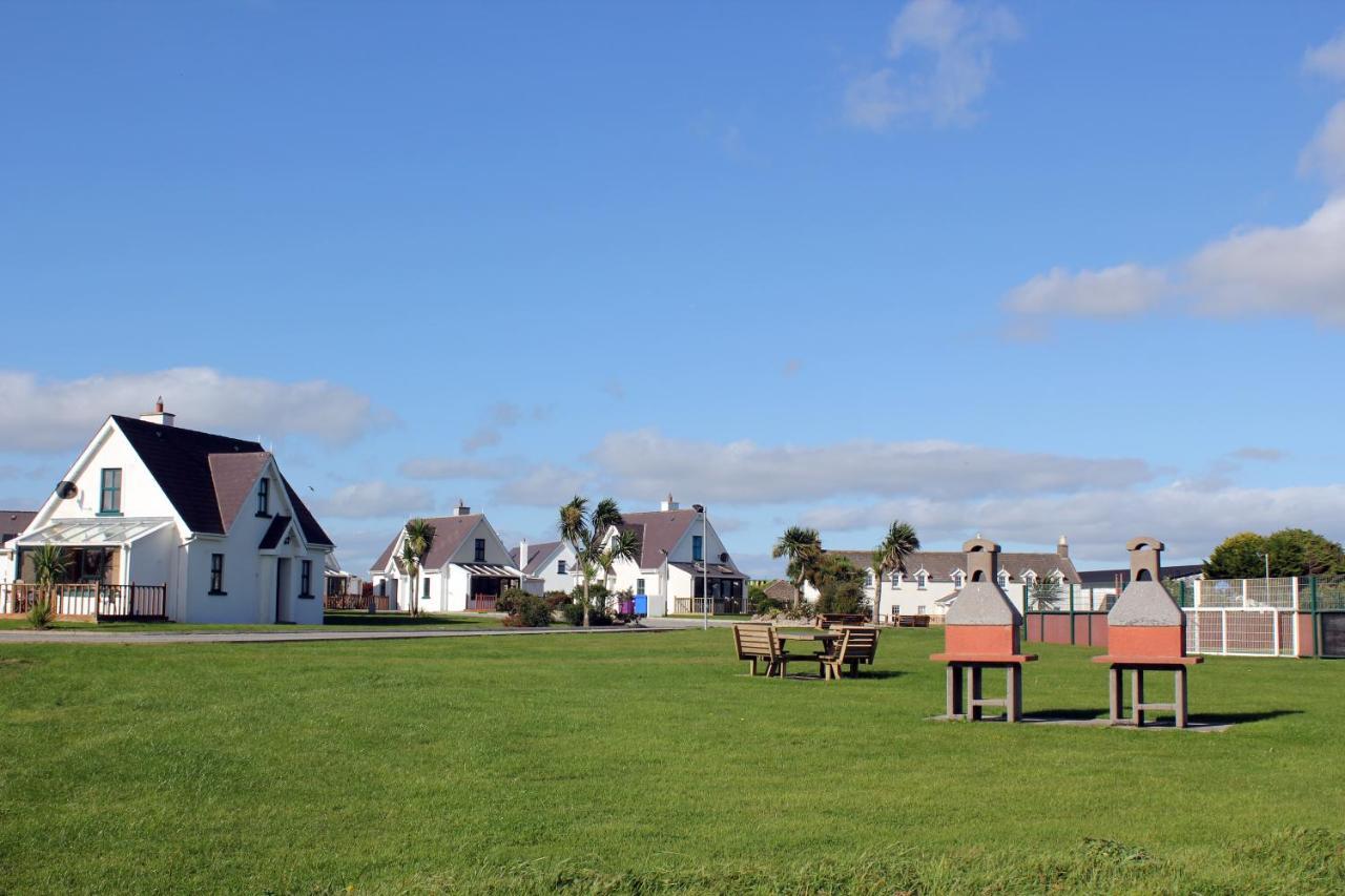 Hookless Holiday Homes Fethard on Sea Eksteriør bilde