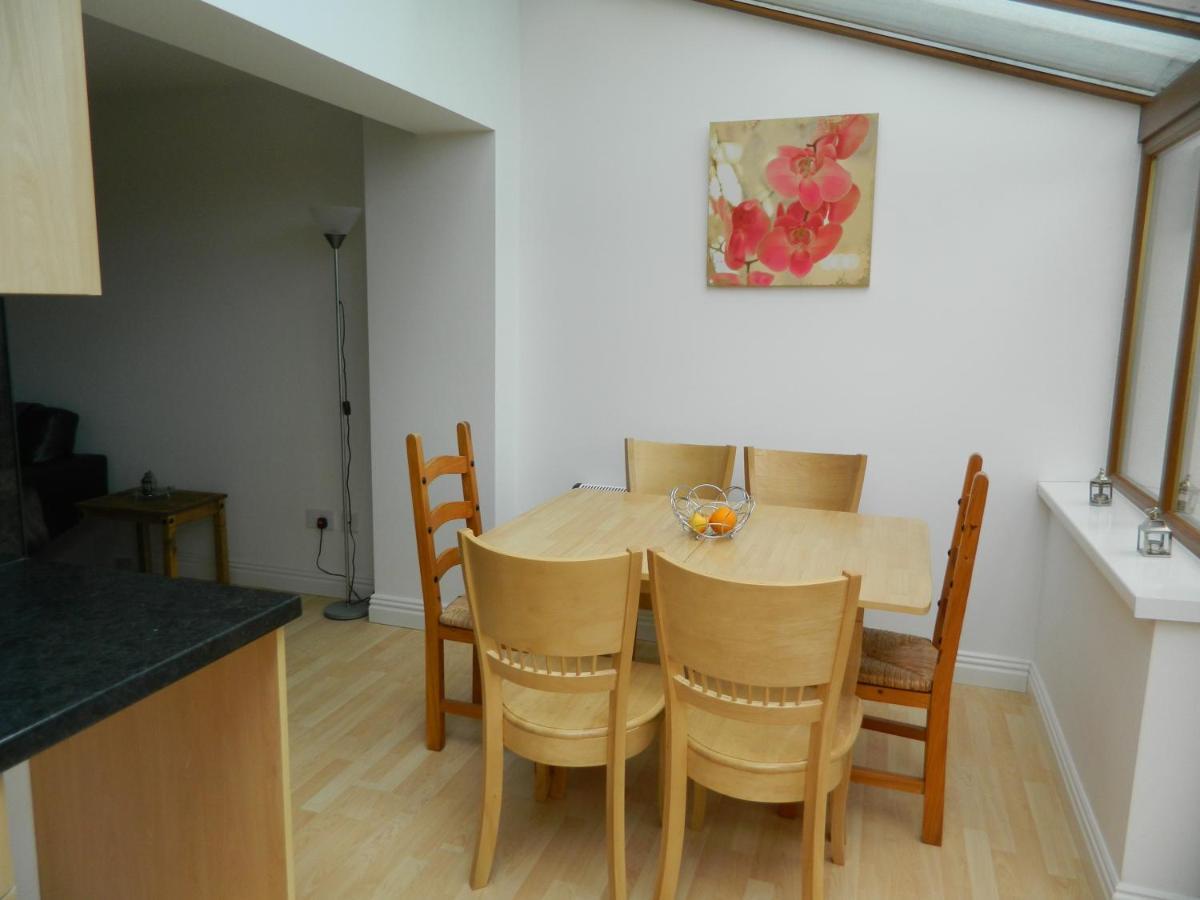 Hookless Holiday Homes Fethard on Sea Eksteriør bilde